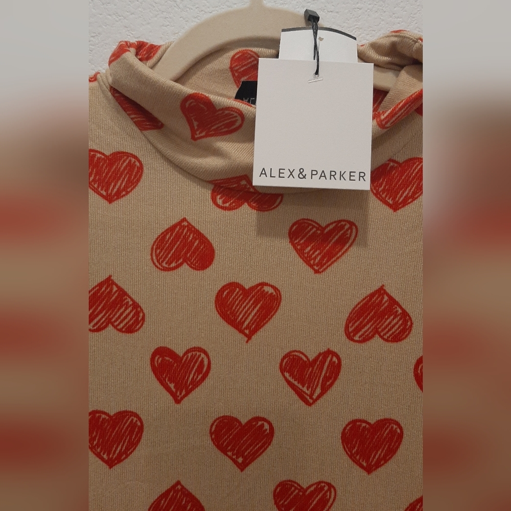 Alex & Parker Beige Top with Red Heart Print